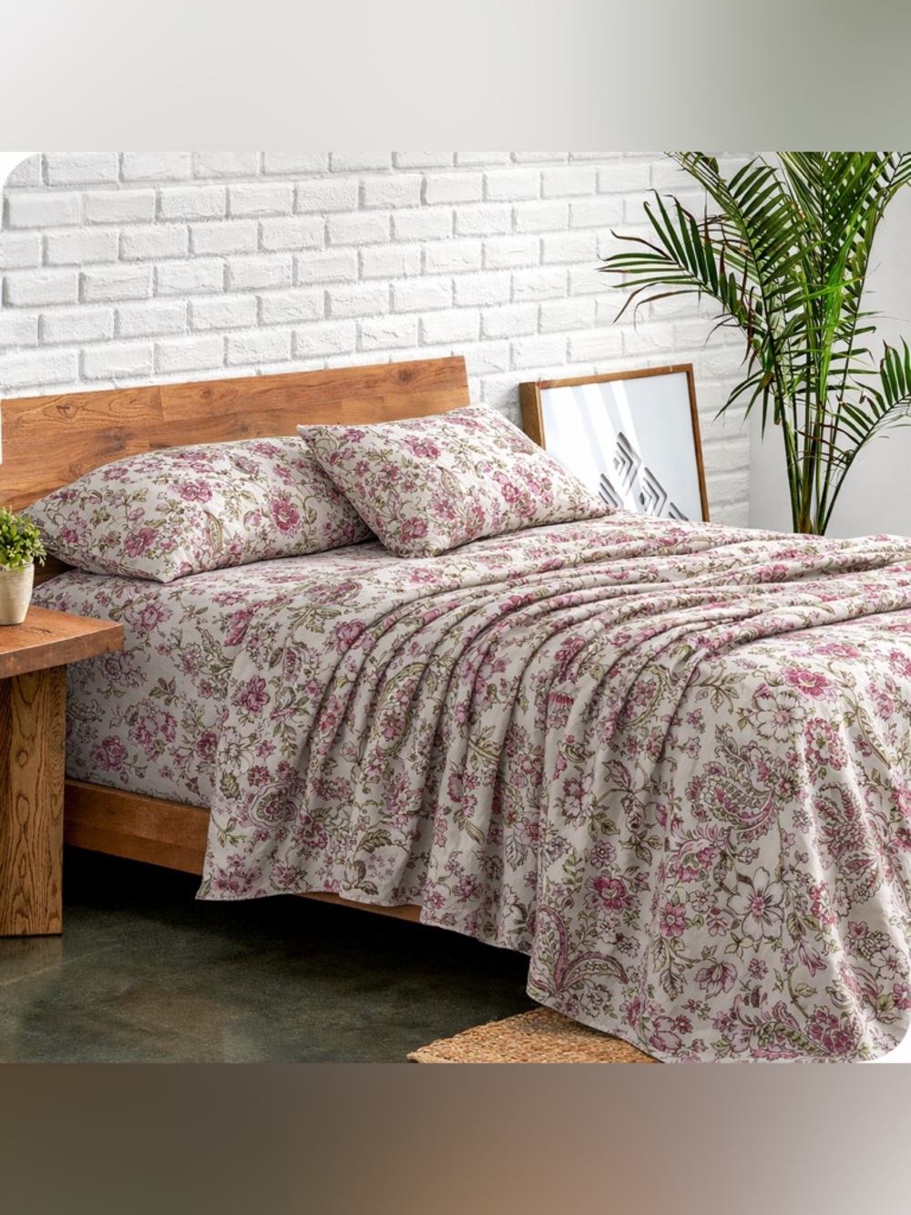Vera Bradley Pink and Green Floral Cotton Sheet Set